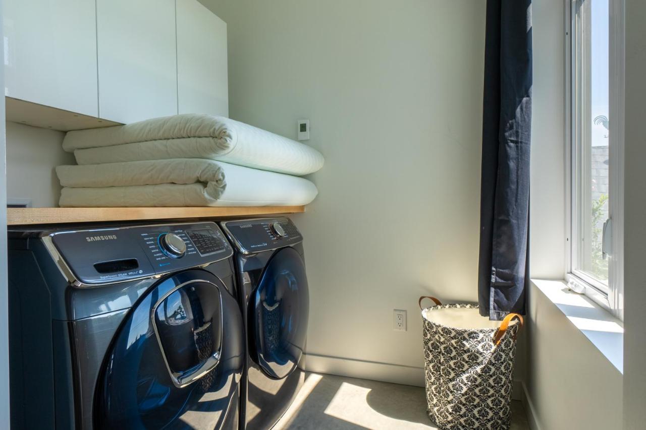 Hotel-Appartements De La Gare Val-David Esterno foto