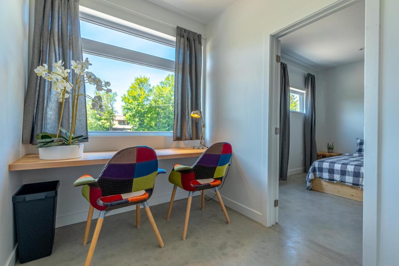 Hotel-Appartements De La Gare Val-David Esterno foto